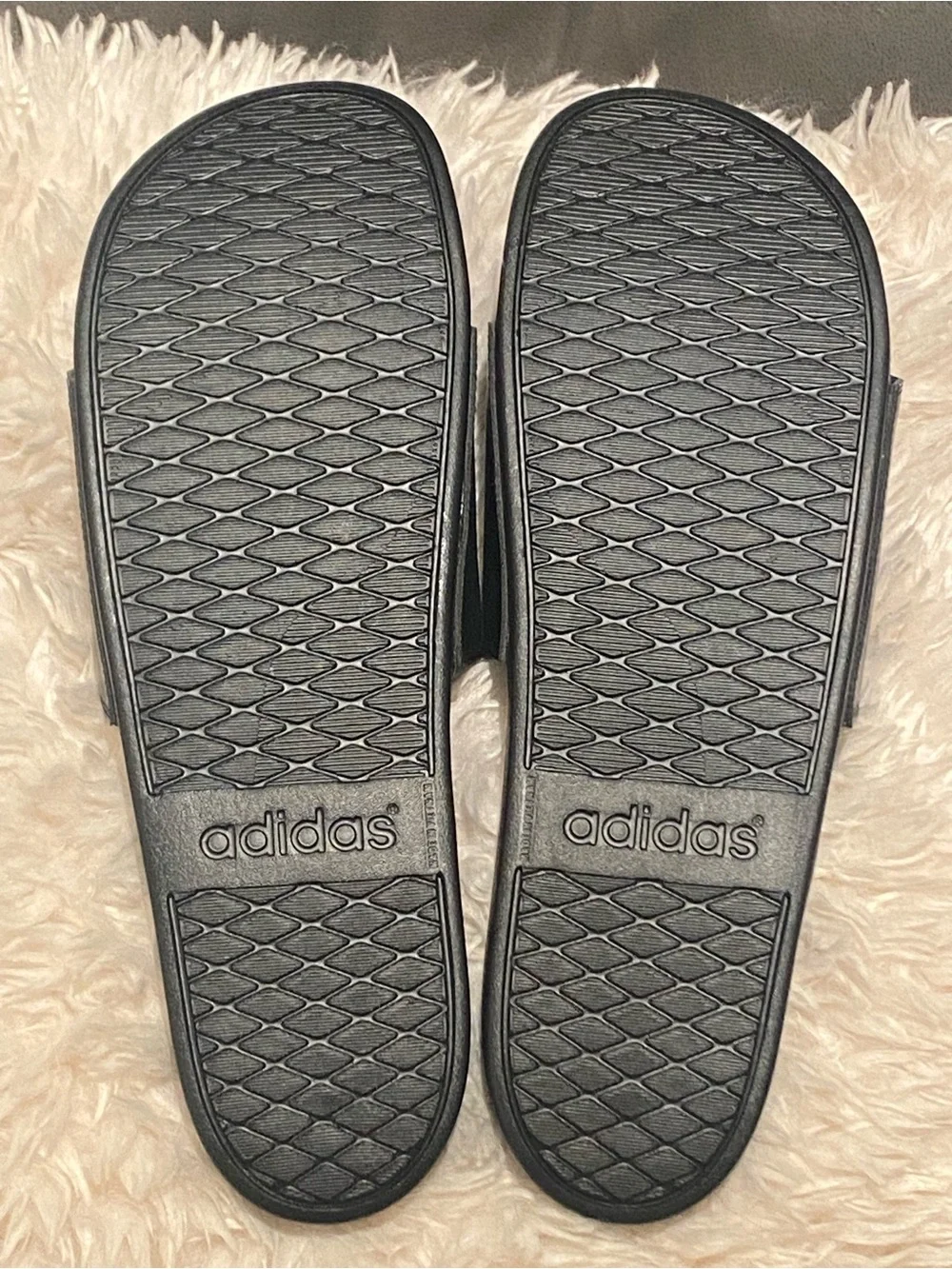 NWT ADIDAS Men’s Adilette Comfort Slides Size 18 BLACK GOLD